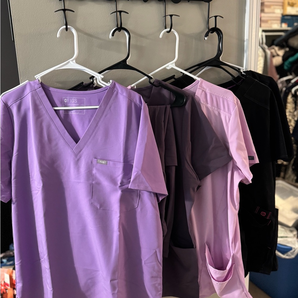 5 Pairs of Purple and Black Scrubs. New/nearly new. Figs, MedCouture, Mandala
